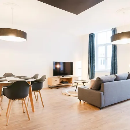 Le Chic De Nicolas Apartment